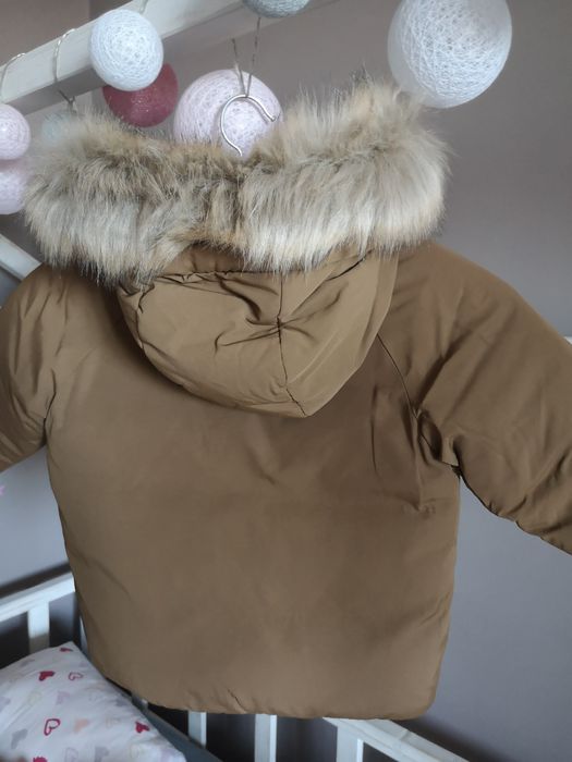 Детска парка. ЗАРА рамер 9-12месеьа