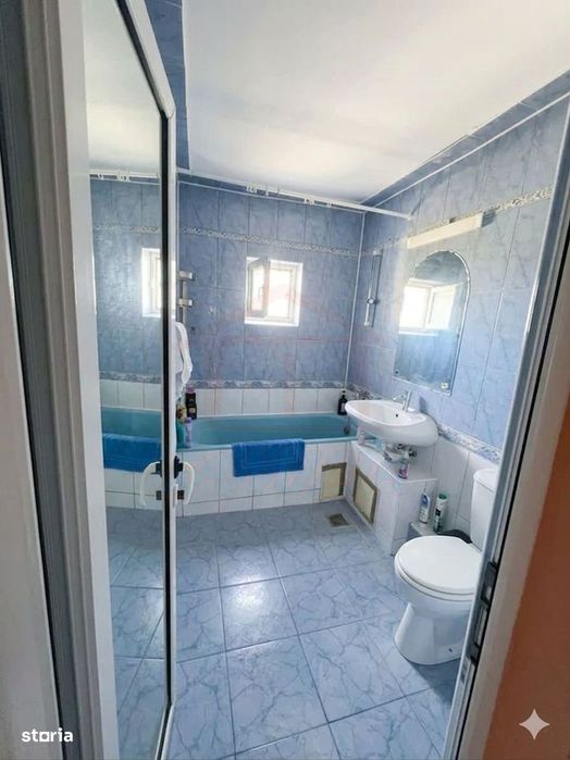Vanzare apartament 3 camere, IREG, 74mp, 72.000 EURO, etaj 4