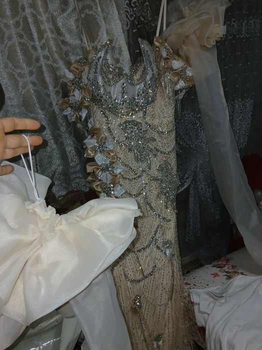 Rochii de vanzare 0764947651