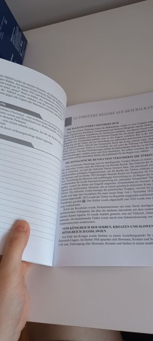 Помагала по история на немски език
