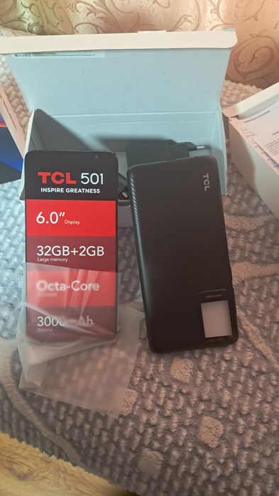 TCL 501 nou cu eticheta