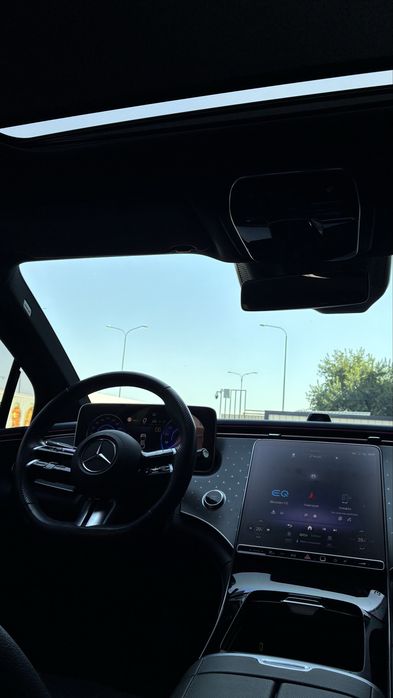 Mercedes-Benz EQE 350