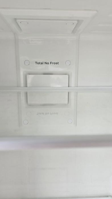 Холодильник  Indesit No Frost