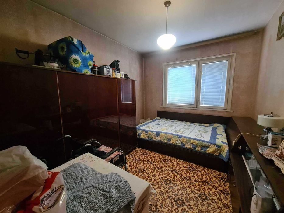 ТРИСТАЕН АПАРТАМЕНТ в центъра на град Хасково