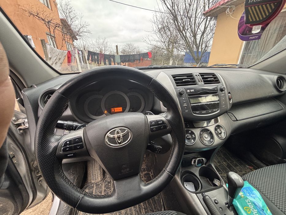 Toyota Rav4 2011
