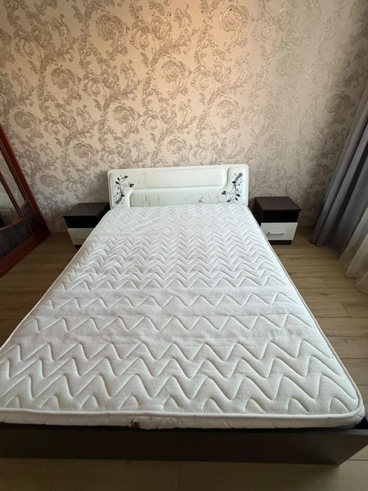 Кровать для спальни