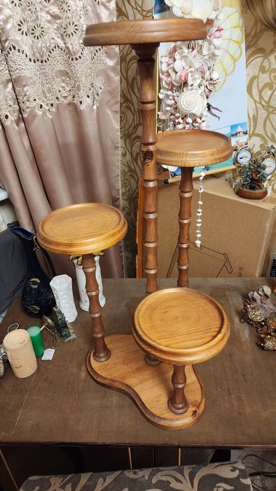 Подставка для цветов из дерева