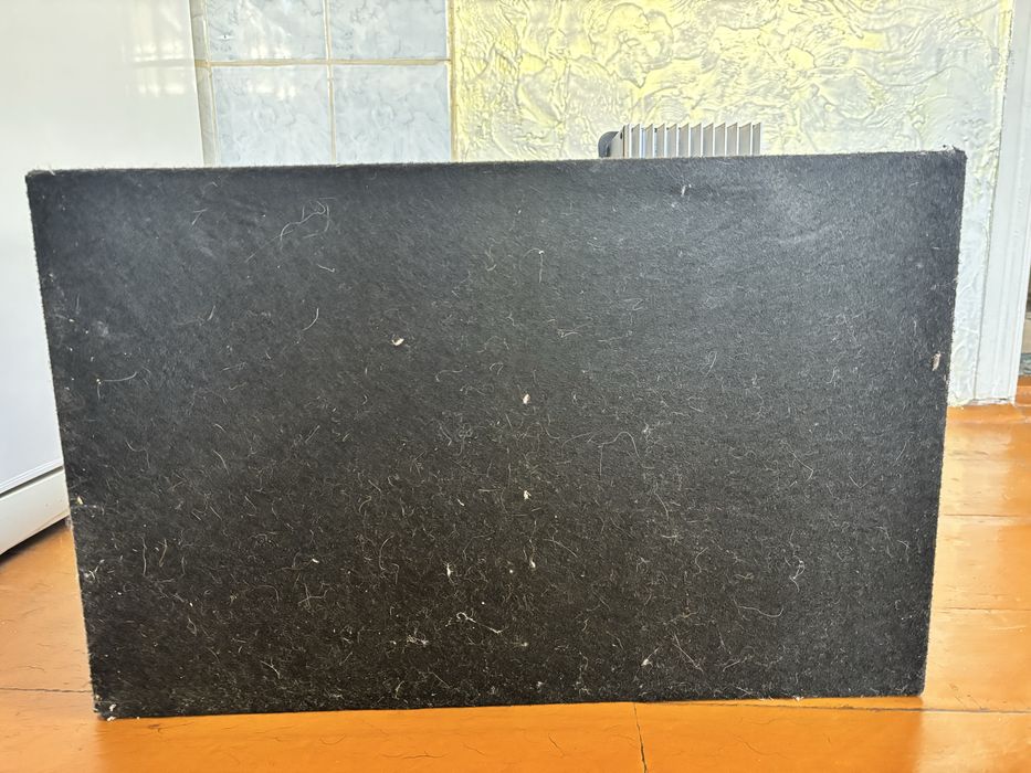 Продам сабвуфер.