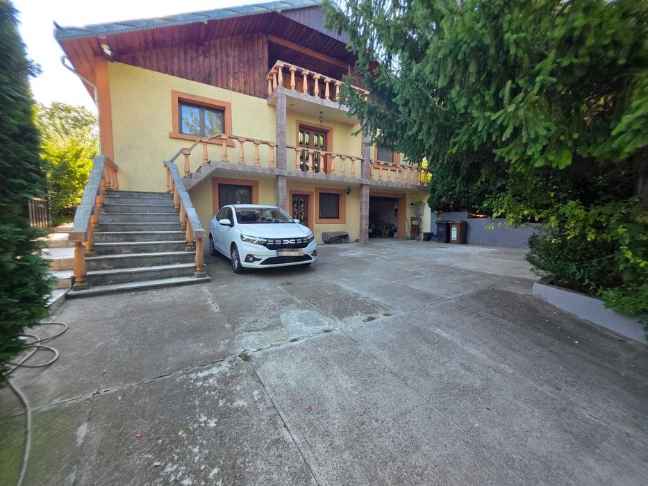 Proprietar - Apartament cu 2 camere *la casa* Nicolina
