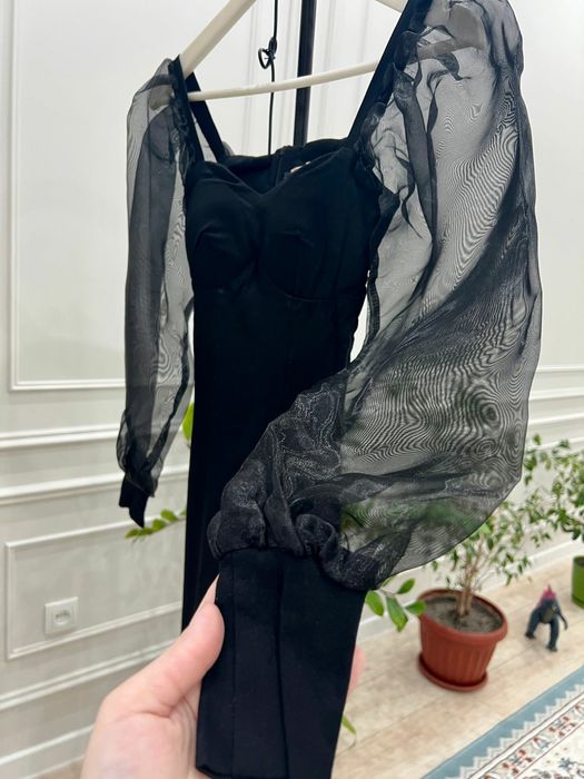 Продам не дорого 3 платья