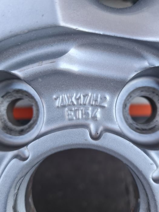 Оригинални джанти за ФОЛКСВАГЕН VW R17 5x112 ET54 7J