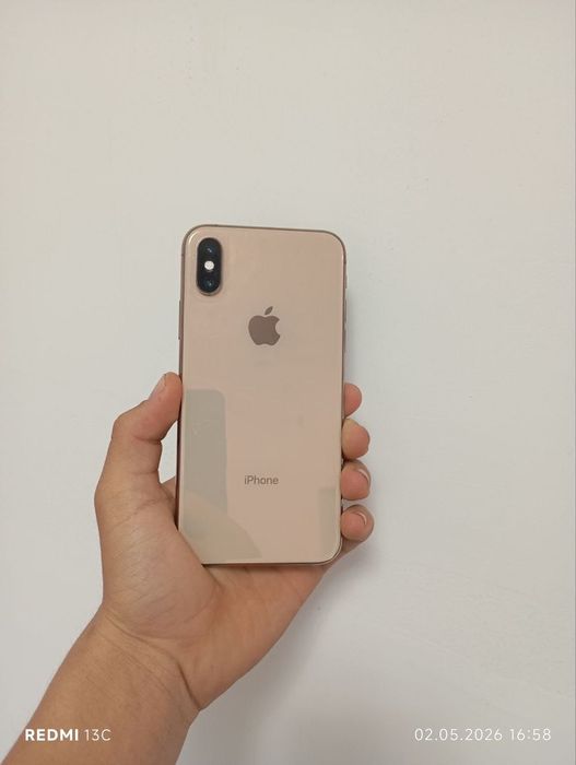 Iphone xs 64 GB tt bor feyc yoq  aybi kamerasi  abmen ili naxt 1.2