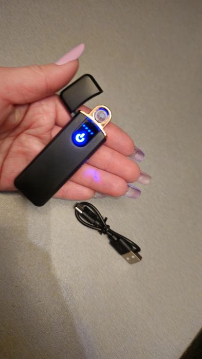 Bricheta cu TOUCH SCREEN