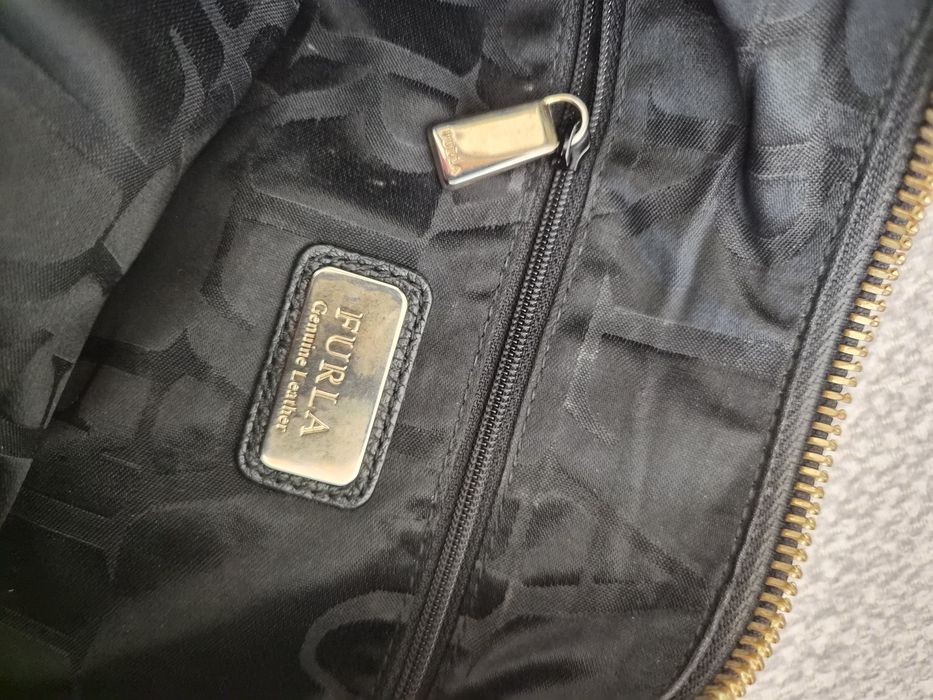 Furla Оргинална кожена чанта