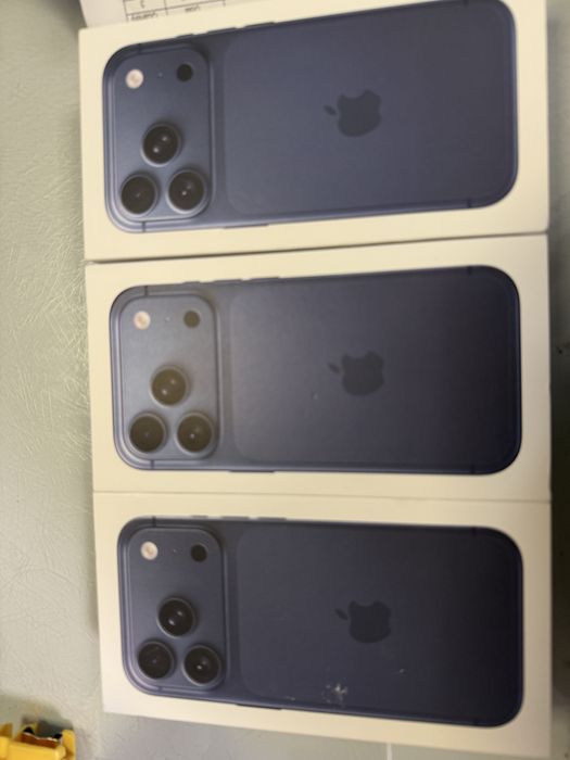 Iphone 17 pro 256gb европейски налични фабрично отключени