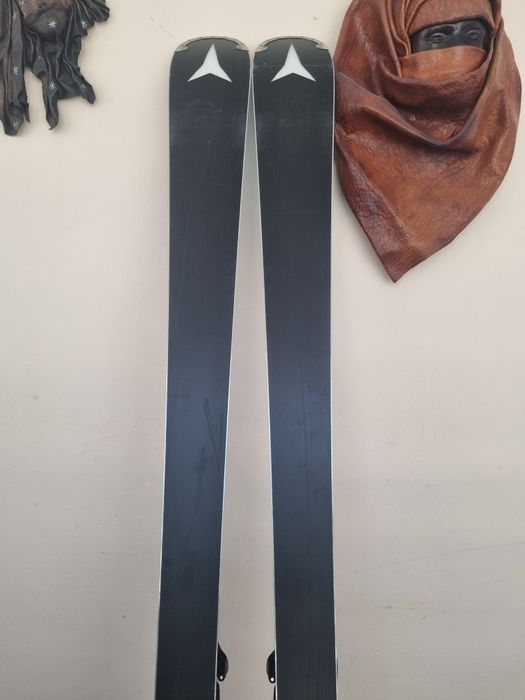 Vand rachete, schi ATOMIC X9s, 2025, 175cm