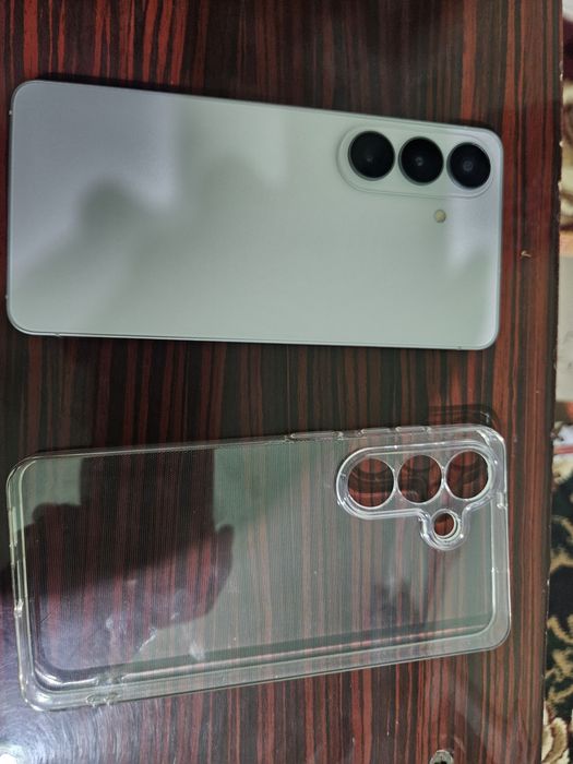Samsung s26  512