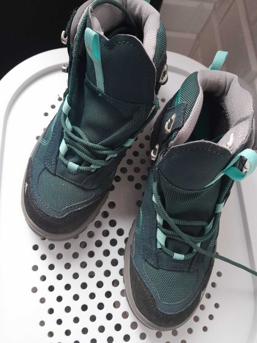 Ghete/Bocanci impermeabili quechua toamna/iarna albastru petrol nr 38