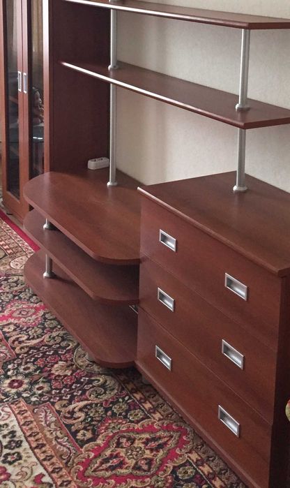 Современная, удобная корпусная мебель для гостиной либо другой комнаты