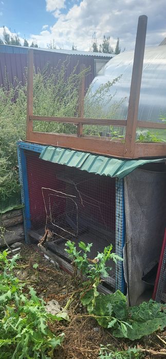 СРОЧНО Продам два вольера для певчих птиц  Б/У