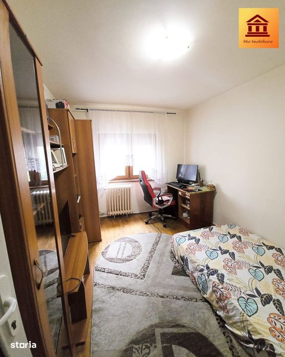 Apartament 3 camere Zona Intim ( etaj 2 , 100 mp)