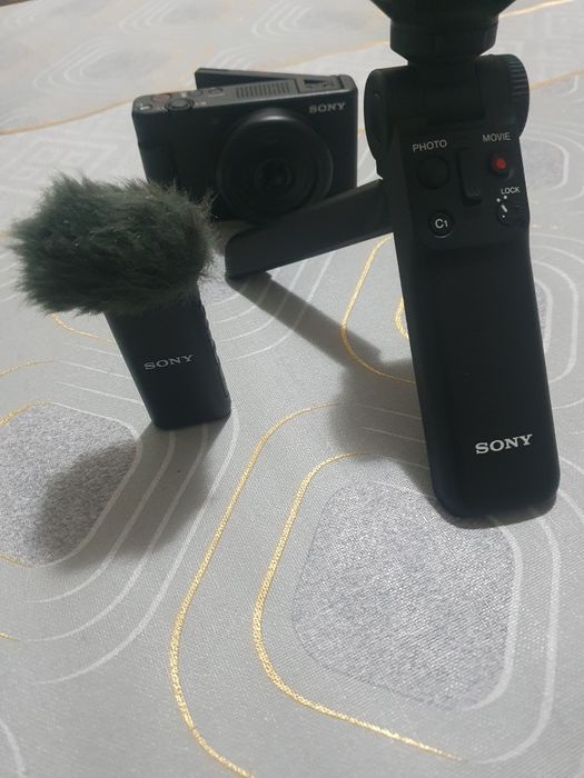Sony foto va video apparat blogerlar uchun