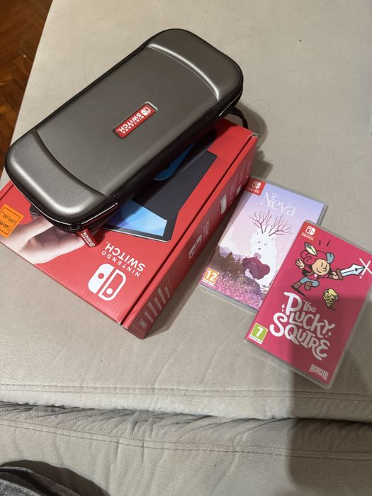 Switch Oled + игри + калъф
