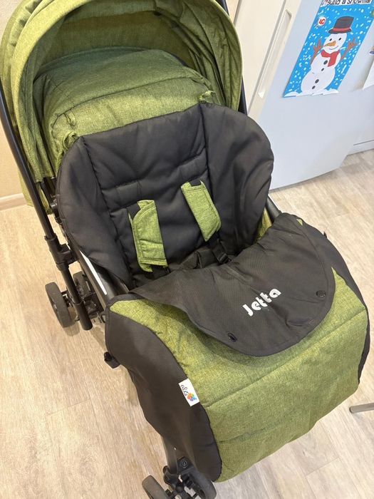 Коляска детская .