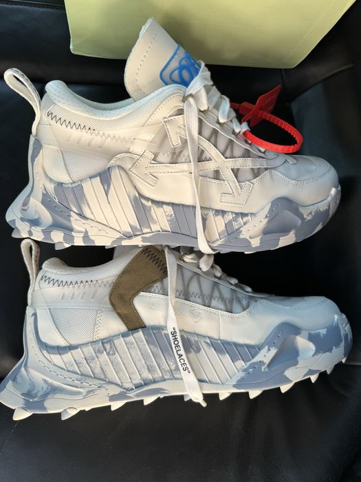 Adidasi Off white odsy