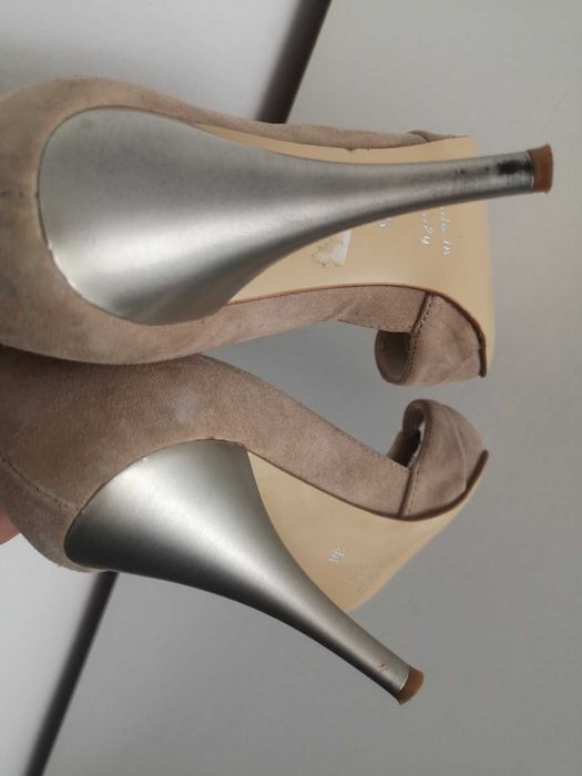 Обувки на ток -от Естествен велур