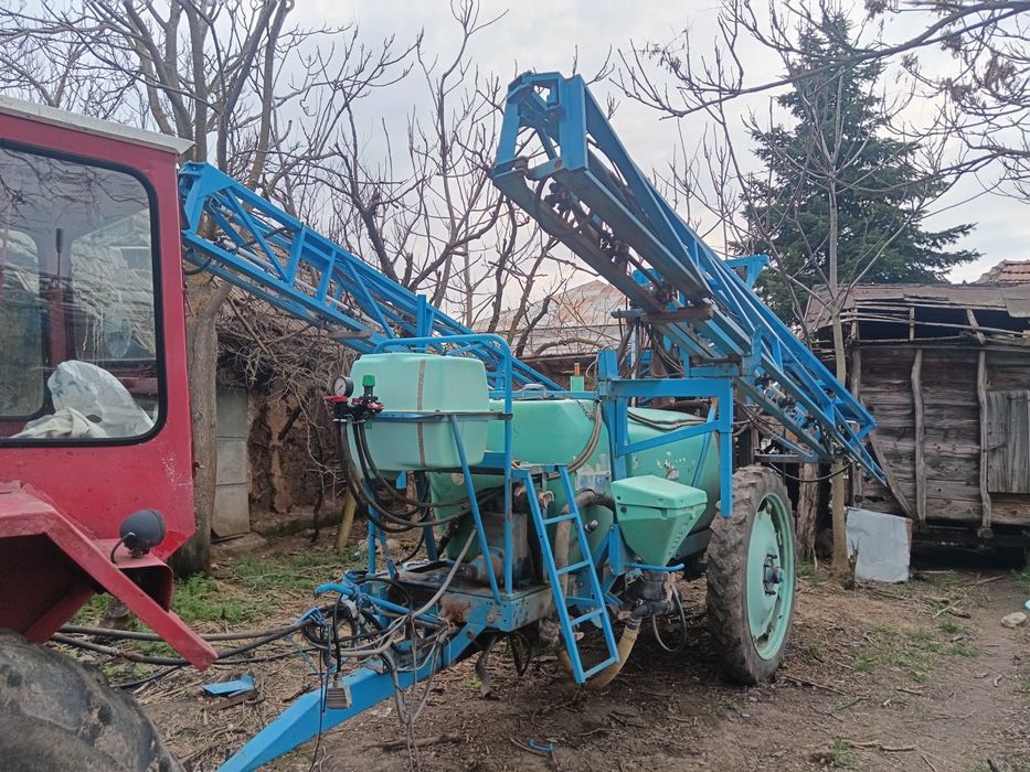 Instalație erbicidat Berthoud 2500 litri 24 metri