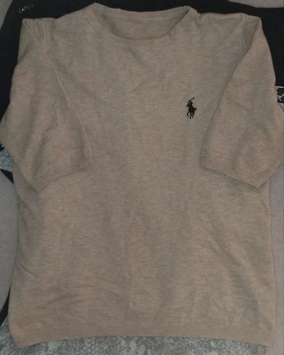 Женская продам не дорого