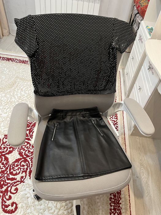 Продается двойка на девочку 10-11 лет