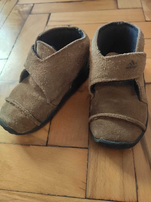 Детски обувки Адидас