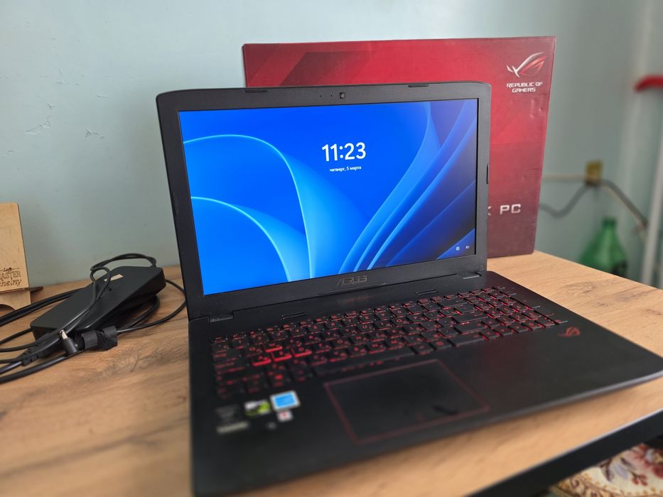 Игровой ноутбук ASUS ROG GL552JX