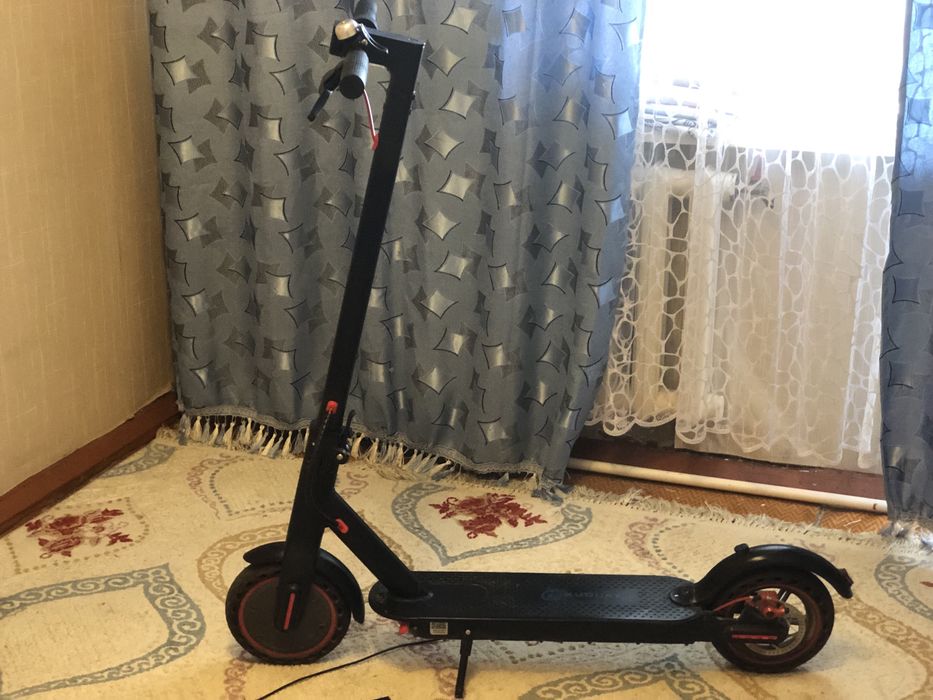 Продам электросамокат