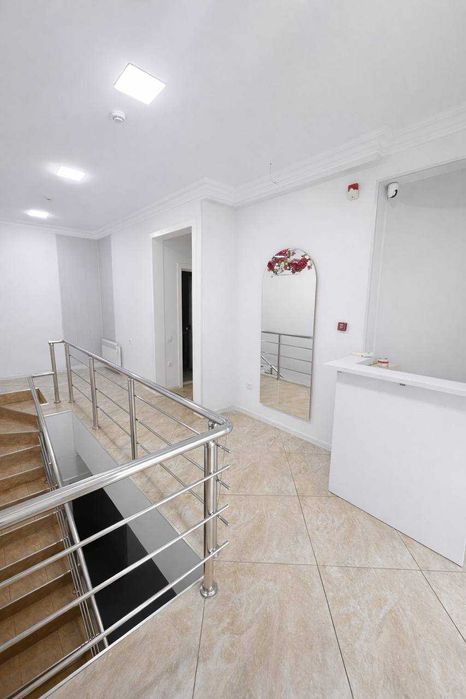 120м2 Первая линия Офис | Бьюти сфера | Косметология | Студия