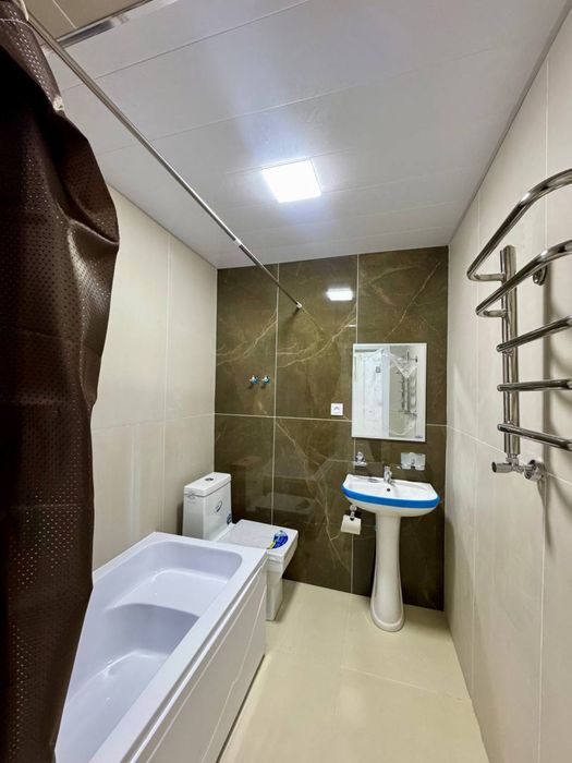 Продается 2х комнатная кв. 2й этаж. Согдиана, Мечеть.