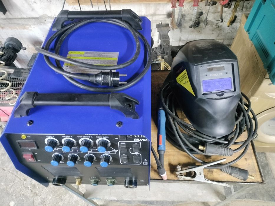 Аппарат аргоннодуговой  Аврора про Интер Тиг 200 AC/DC