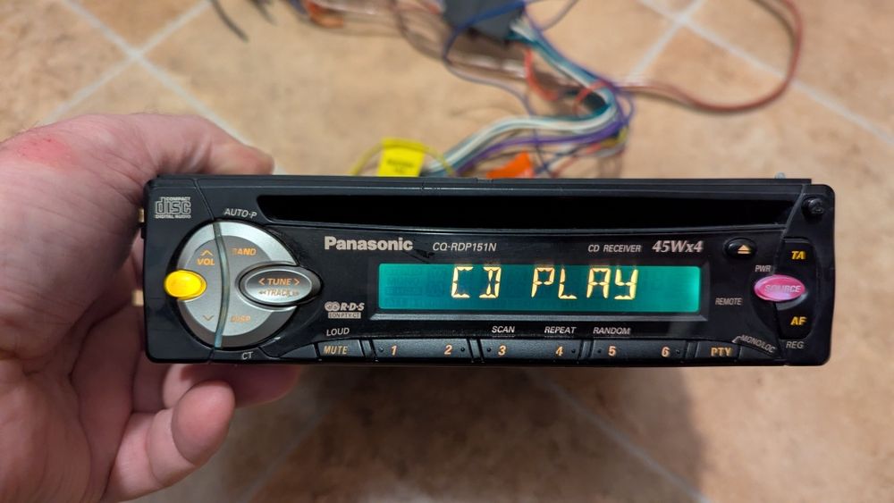 Radio cd Panasonic CQ-RDP151N