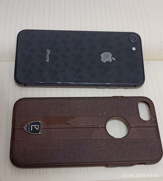 iPhone 8, 64gb, с корбкой.