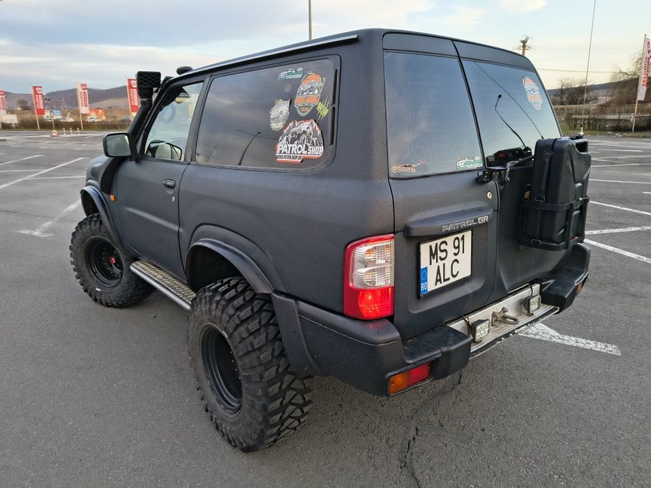 Vând Nissan Pattrol y61 3.0 zd 163 cp An 2001 Autoutilitara