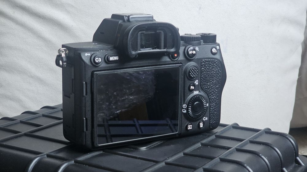 Продавам тяло Sony A7R IVa в отлично състояние