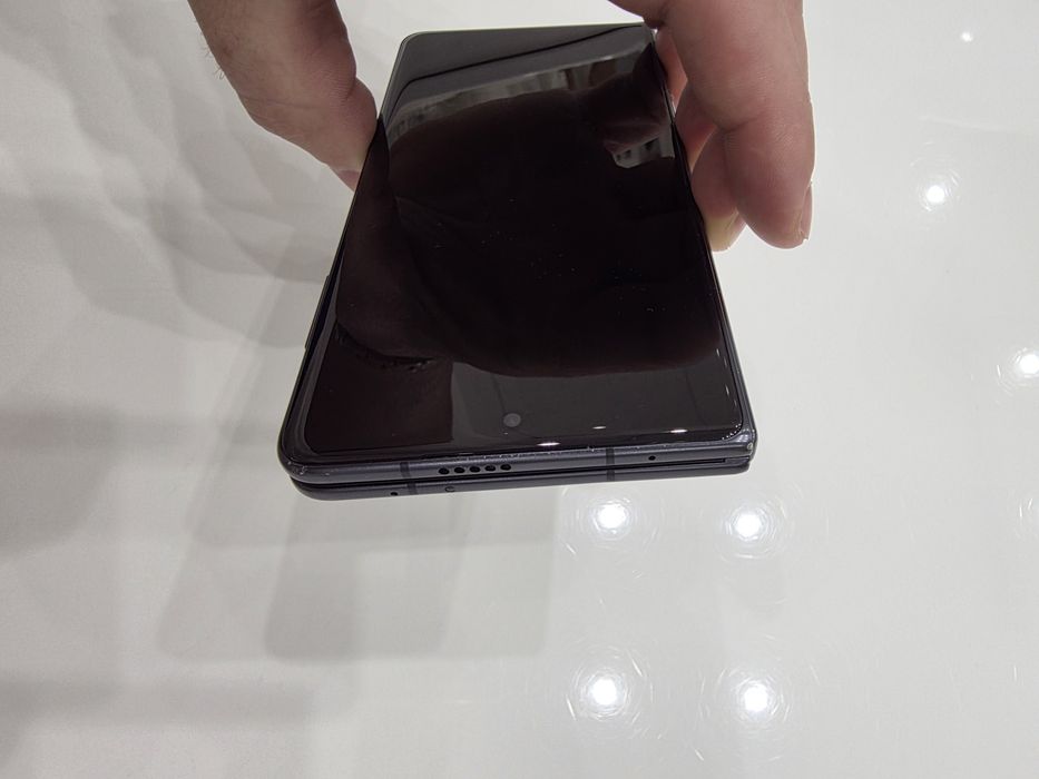 Honor Magic V3 512gb с гаранция