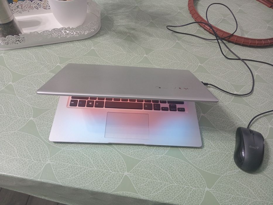 Laptop kiano de vanzare