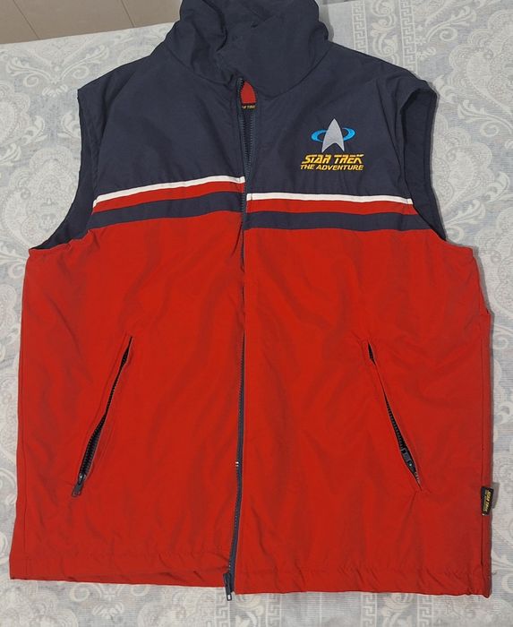 жилет утеплённый
