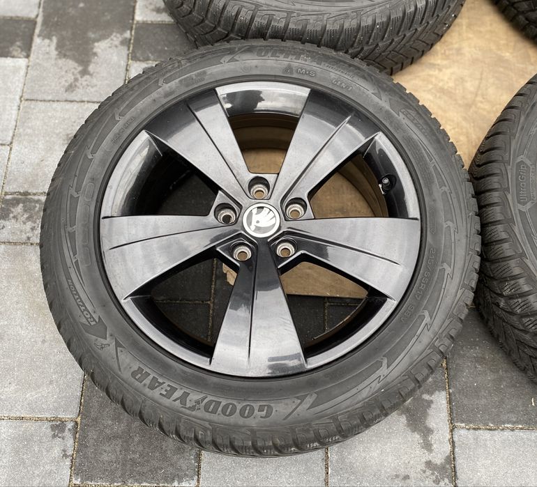Roti iarna 17 Skoda Superb 215/55R17 Good Year DOT2022