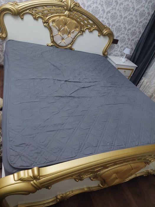 Продам спальный гарнитур