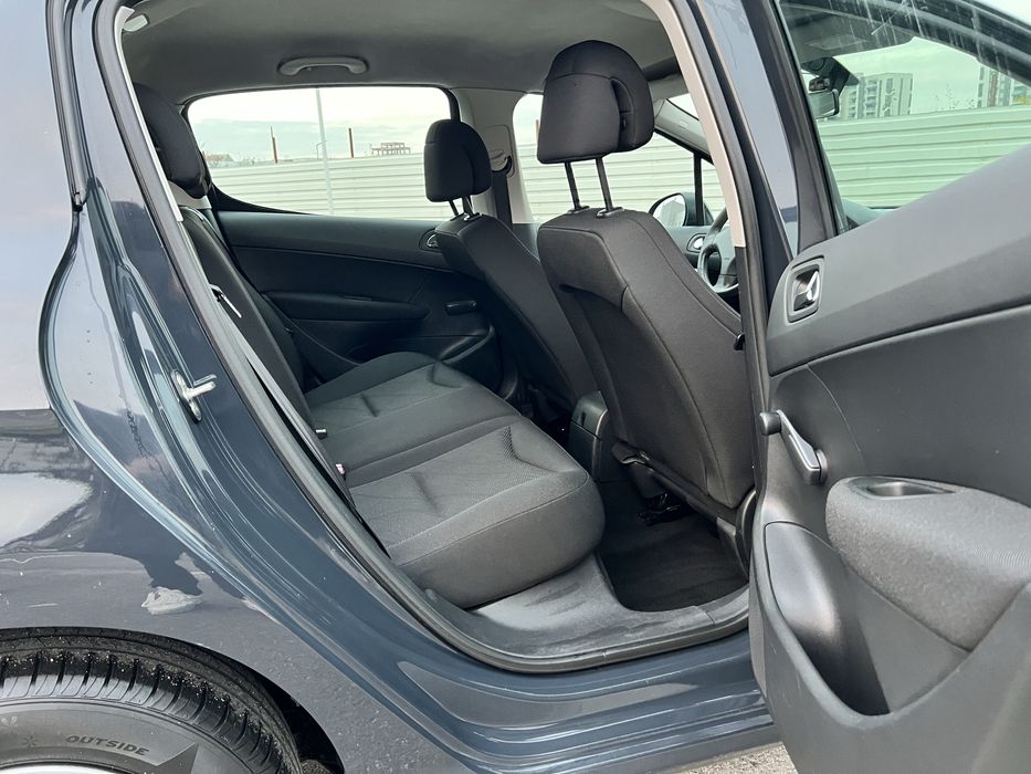 Peugeot 308 Km 138.000 Reali 1.4 Benzina Unic Propietar !