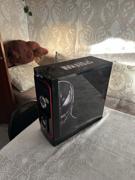 Продам комьютер и мониторы